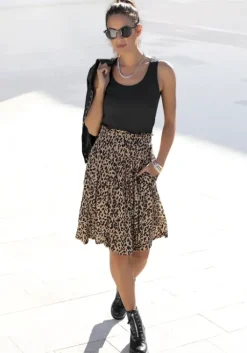 Online Buffalo Jerseykleid Schwarz-Leo-Bedruckt