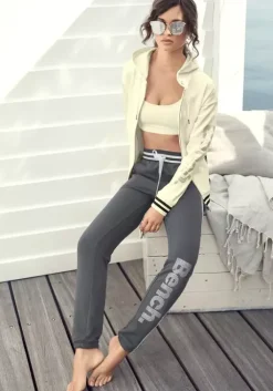 Discount Kapuzensweatjacke Nachhaltige Homewear
