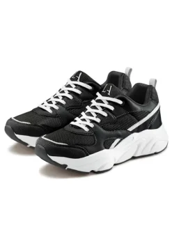 Online Sneaker Sneaker