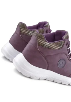 Hot Sneaker Sneaker