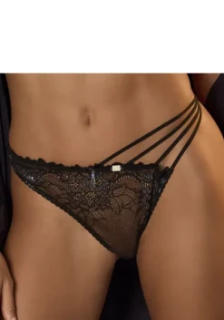 Outlet String Strings