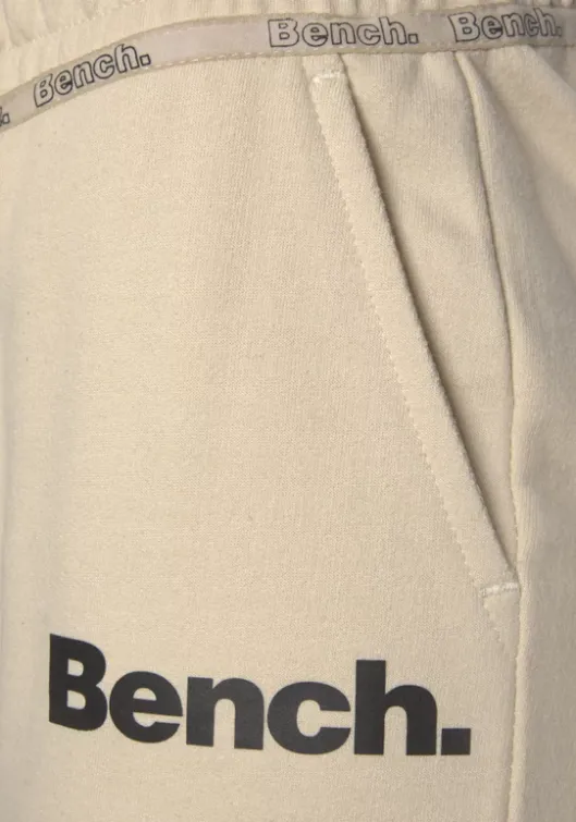 Sale Bench. Sweatshorts Beige
