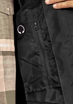 Online Bench. Trekkingjacke Schwarz